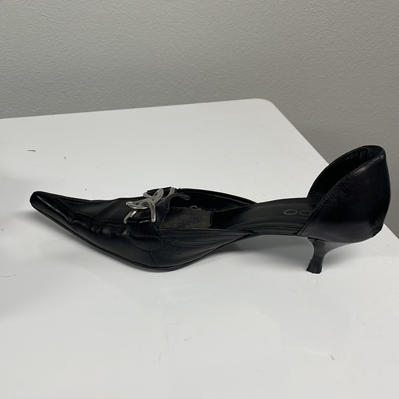 Black very pointy kitten heels - Picture 6 of 7